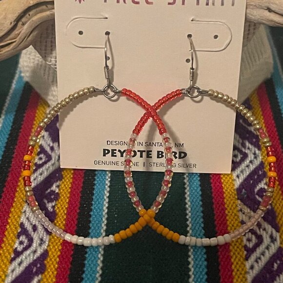Peyote Bird Free Spirit Beaded Hoop Earings - Picture 2 of 4